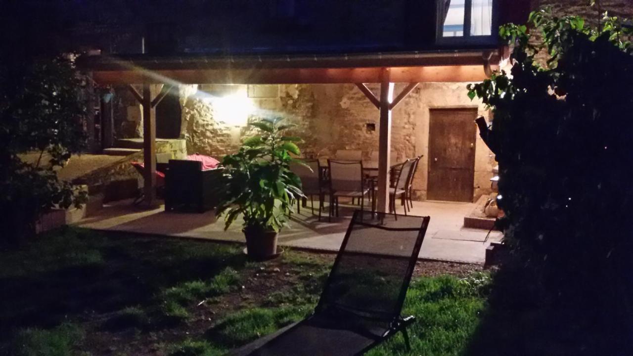 Отель Chez Monique Doulaincourt-Saucourt Экстерьер фото